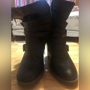 Candies strappy heeled boots. Size 8.5. Black. Style # 81097